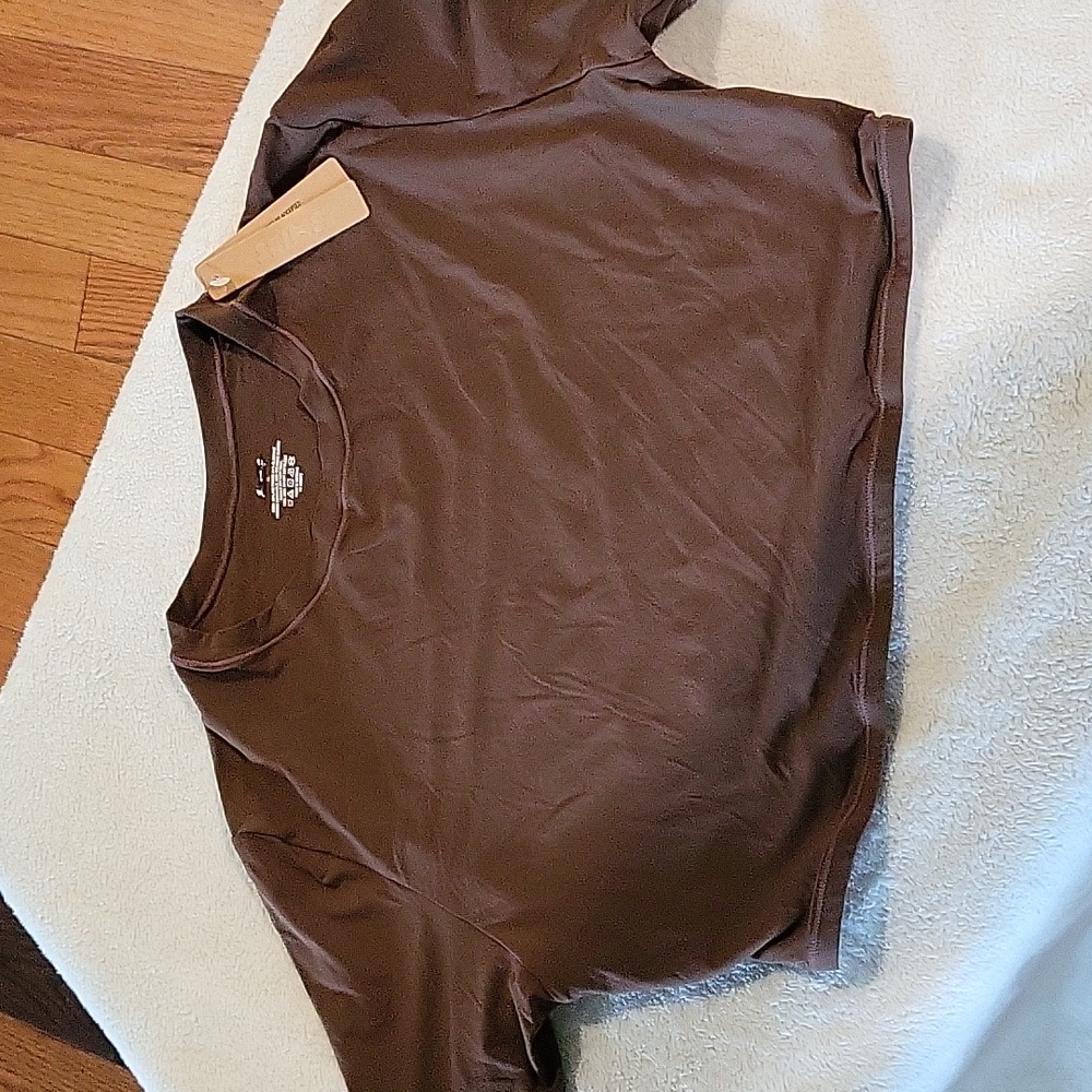 SKIMS Brown crop top Size XL
